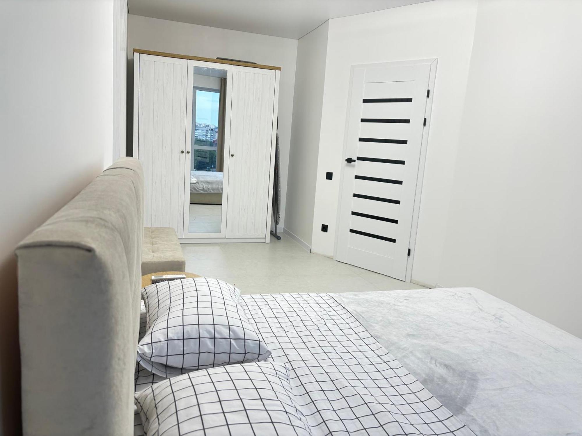Dream Town Apartaments Біля Залізничного Вокзалу Lutsʼk Esterno foto